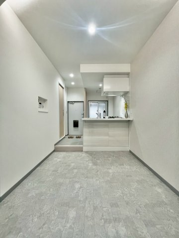 【子供部屋】 | ローズコーポ新大阪第６ | 現在ご返済中のカーローン・カードローン・教育ローンなどを住宅ローンに一本化したり、家具家電購入費用・引越し費用を住宅ローンと組み合わせるなど、お客さまにメリットの多い住宅ローンのご提案が可能です。