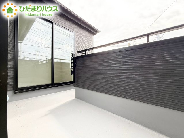 桶川市上日出谷南6期　新築戸建　グラファーレ01のバルコニー