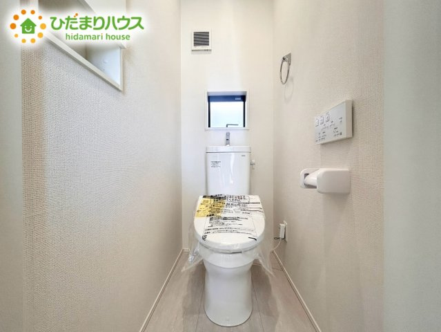 桶川市上日出谷南6期　新築戸建　グラファーレ01のトイレ