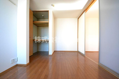 【寝室】 | メゾンビブリオファイル | 落ち着いて過ごせるお部屋なので、寝室にいかがでしょうか