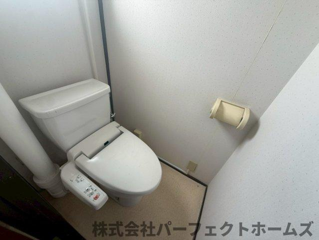 中宮第4住宅74号棟のトイレ|清潔感のあるトイレです