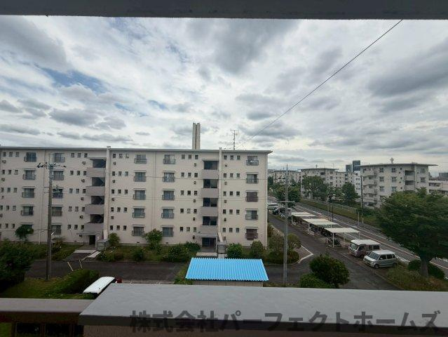 中宮第4住宅74号棟の展望