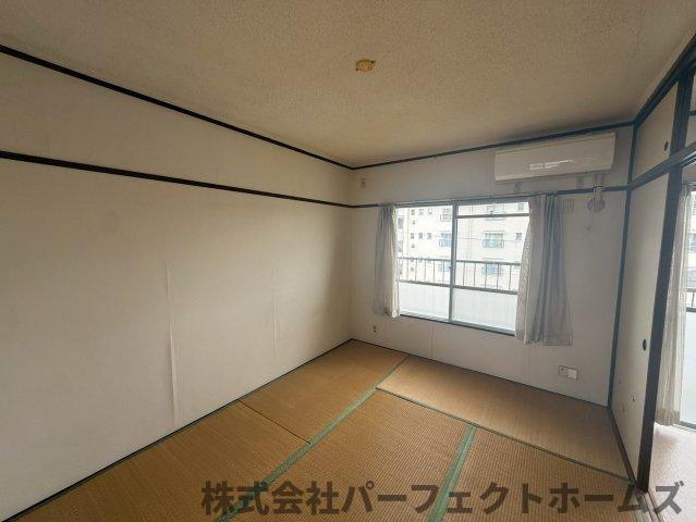 中宮第4住宅74号棟の和室|柔らかい畳が心地よい和室
