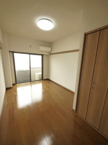 南向きの明るいお部屋です