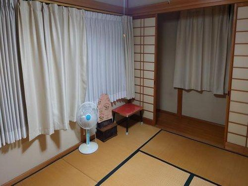 別府市山の手町の和室