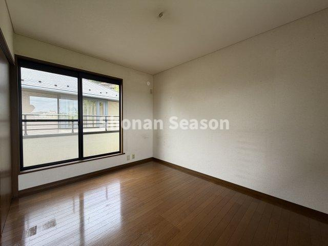 【現地画像あり】厚木市森の里２丁目　中古戸建　71.74坪の洋室|どのお部屋を使おうか、今から家族会議が楽しみですね♪