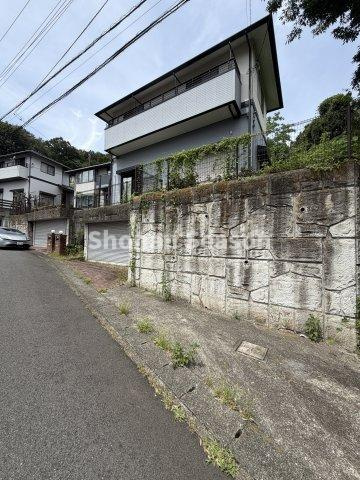 【間取り】 | 広がる眺望・ゆとりある住空間が満喫できる4SLDKの間取りプラン◎
リモートワークにもピッタリなSルームは、オン・オフの切り替えしやすく集中力UP！
家族を身近にお仕事効率も上がりそうですね♪