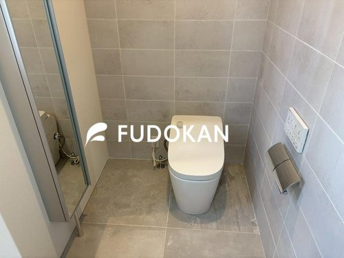 村山市大久保【中古住宅】のトイレ|節水タイプのトイレは水道代の節約に繋がります。