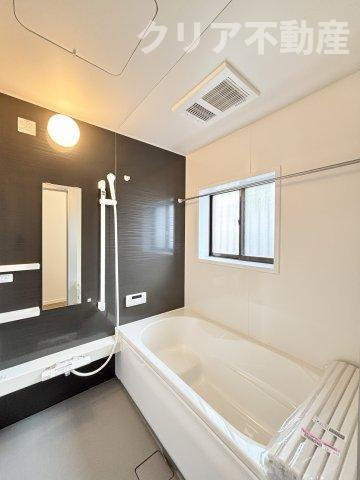 【浴室】 | 前橋市粕川町再生住宅　全室洋室＋2台並列