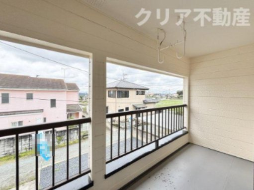 【バルコニー】 | 前橋市粕川町再生住宅　全室洋室＋2台並列