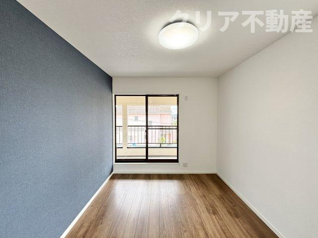 【洋室】 | 前橋市粕川町再生住宅　全室洋室＋2台並列