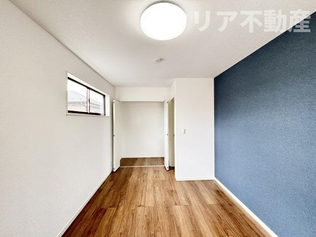 【洋室】 | 前橋市粕川町再生住宅　全室洋室＋2台並列