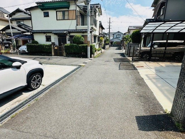 田原本町三笠 中古建ての前面道路含む現地写真|西側前面道路　幅員約4.0ｍ