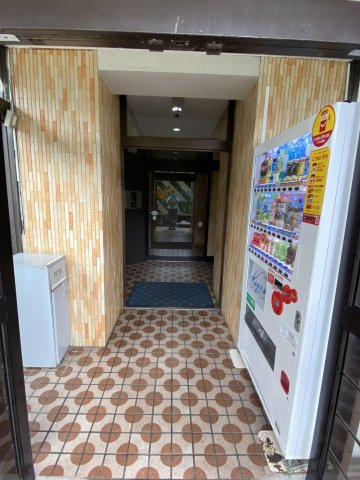  高倉マンション　博多小学校区のエントランス|高倉マンション