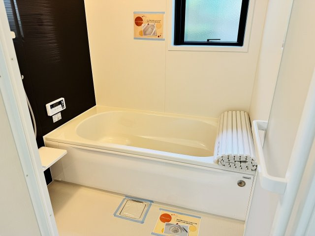 八王子市　長沼町　新築一戸建て　７期の浴室|～のびのびくつろげるバスルーム　１日の締めくくりに癒やしのバスタイムを～