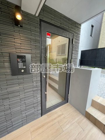 SQUARE南千住のエントランス