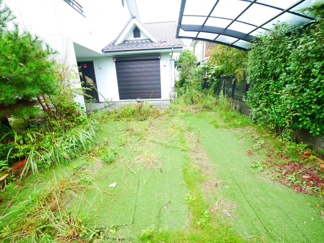 長生郡白子町剃金　中古戸建の居間・リビング|敷地約111坪 5SLDK+屋上バルコニーLD約19帖 白子海岸まで車約2分  駐車2台 閑静な立地
