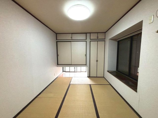 長生郡白子町剃金　中古戸建の和室|敷地約111坪 5SLDK+屋上バルコニーLD約19帖 白子海岸まで車約2分  駐車2台 閑静な立地