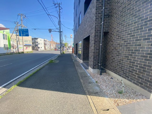 船橋市本郷町の店舗一部の駐車場