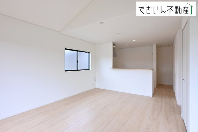 【居間・リビング】 | CRADLE GARDEN加須市下高柳 第3　【平屋】新築住宅 | ≪3号棟≫
現地(2026年9月撮影)