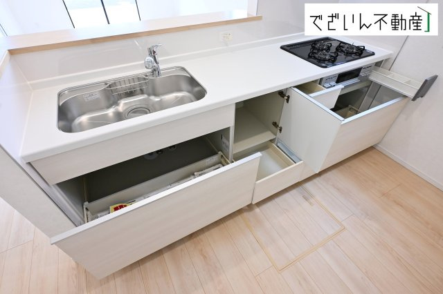 【キッチン】 | CRADLE GARDEN加須市下高柳 第3　【平屋】新築住宅 | ≪3号棟≫
現地(2026年9月撮影)