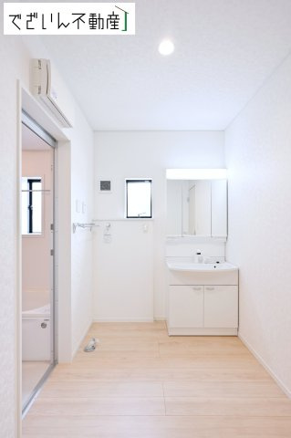 【独立洗面台】 | CRADLE GARDEN加須市下高柳 第3　【平屋】新築住宅 | ≪3号棟≫
現地(2026年9月撮影)