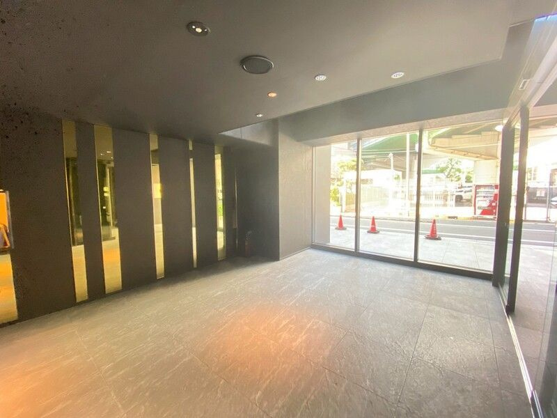 City Lux Namba Southのエントランス