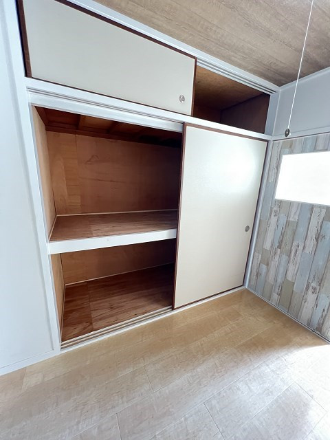 向川原土井マンションの収納