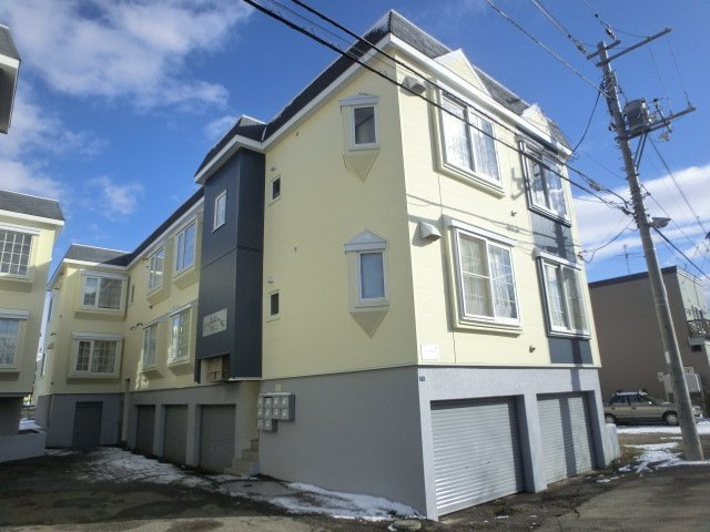 札幌市白石区南郷通６丁目南のアパート