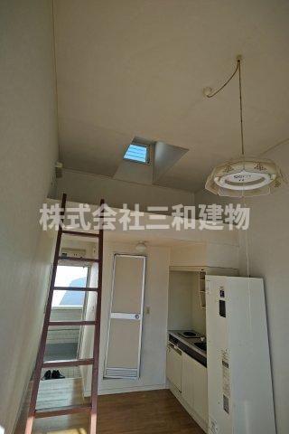 ホワイトハイツの内装|同間取り（反転）別室参考写真