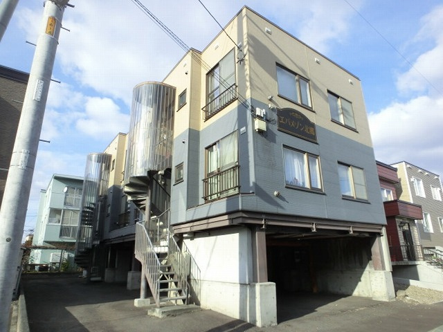エバメゾン北郷