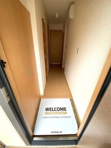 セジュールブランシェ　Ａの玄関