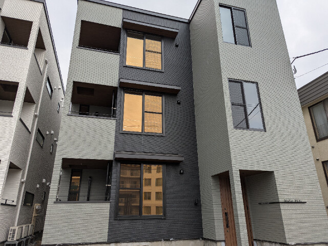 札幌市白石区南郷通９丁目南のアパート