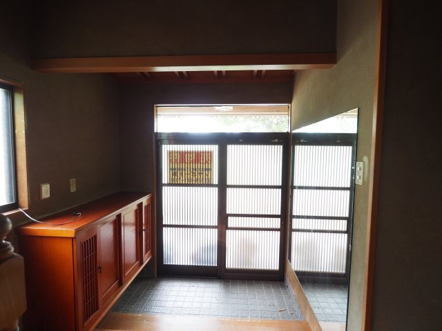【玄関】 | 中古戸建　永井川字東山 | ★内覧予約でブランド米2kg★　