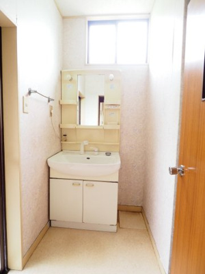 【独立洗面台】 | 中古戸建　永井川字東山 | ★内覧予約でブランド米2kg★　
