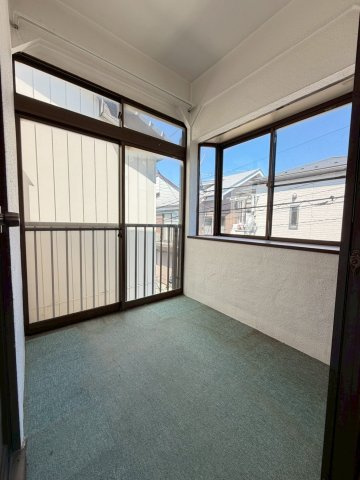越谷市大字南荻島の中古一戸建のバルコニー