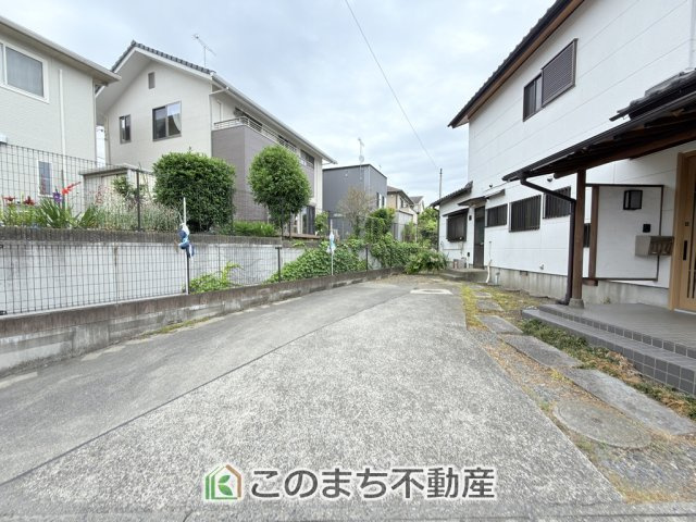 KEM宇都宮市鶴田町1期　中古戸建の駐車場|カースペースは並列３台分ございます！