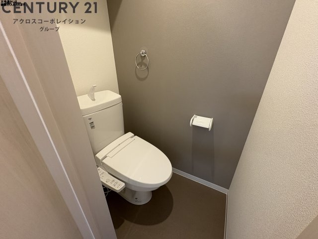 ウォシュレット付きのトイレです♪