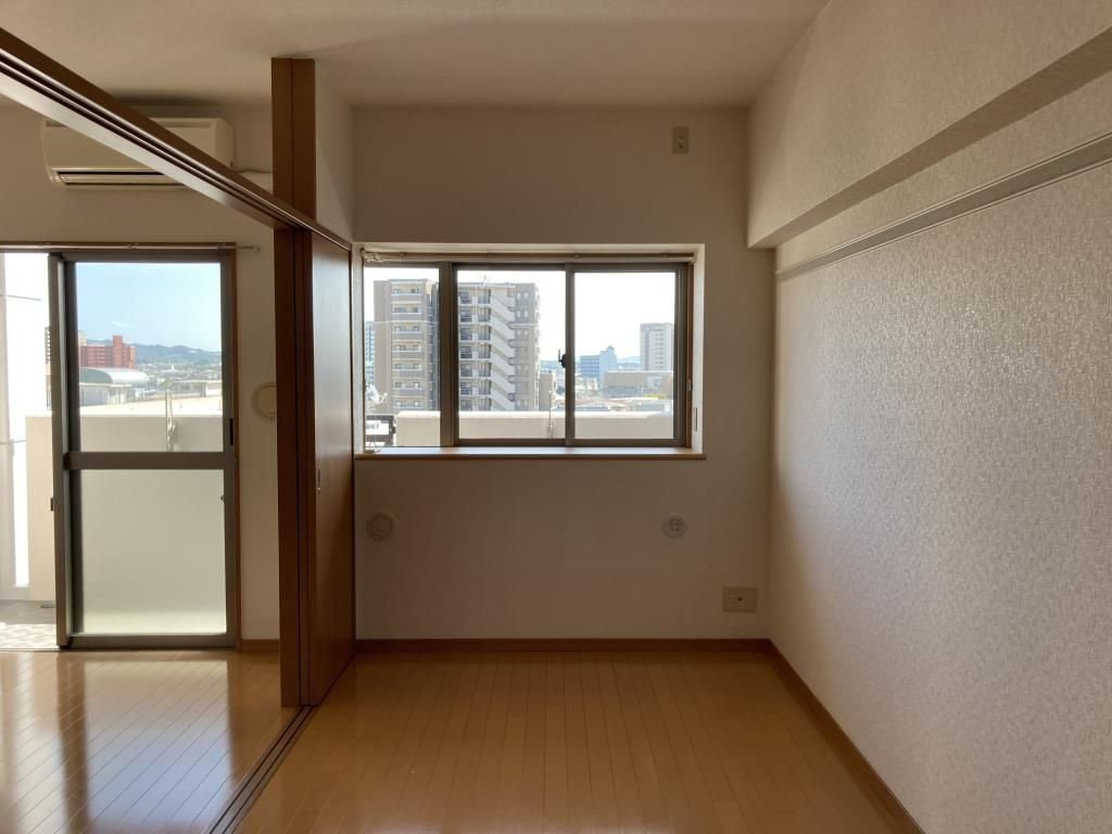 エクセレント東町の洋室