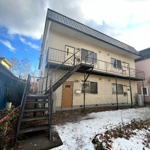 上山アパート