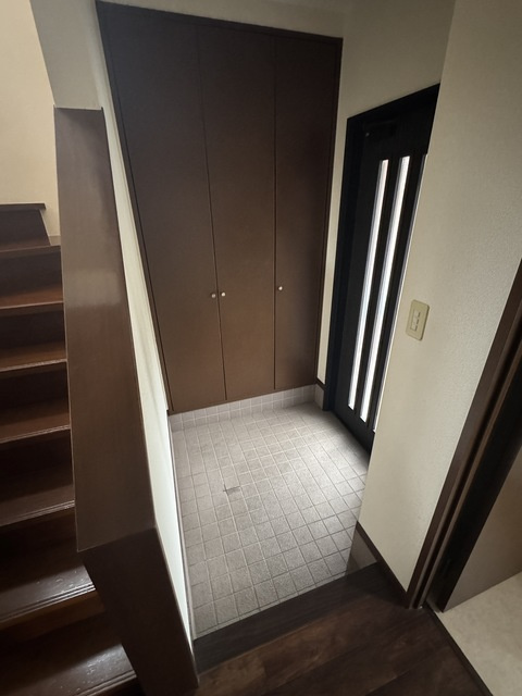 鈴木邸Ａの玄関