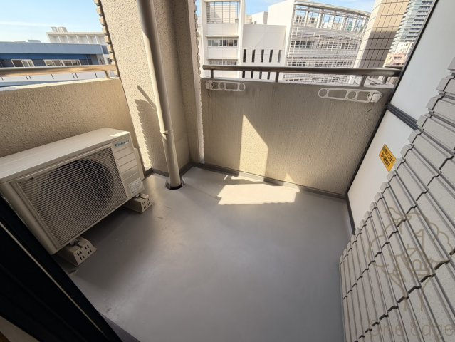 アルプス西梅田のバルコニー