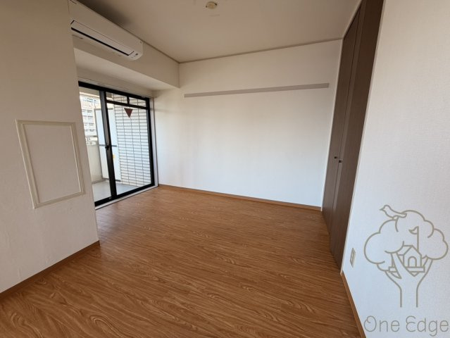 アルプス西梅田の寝室