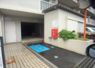 【内装】 | クリオ相武台１番館 | 共有部分は、住民なら誰もが使える設備のこと。例えば駐車場やエレベーター、インターネット設備、セキュリティ設備などがあります。他にも、マンションの廊下・外部階段やエントランス・ゴミ置き場などがあります。