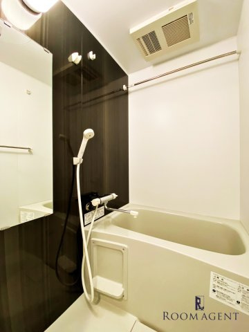 S-RESIDENCE庄内通の浴室