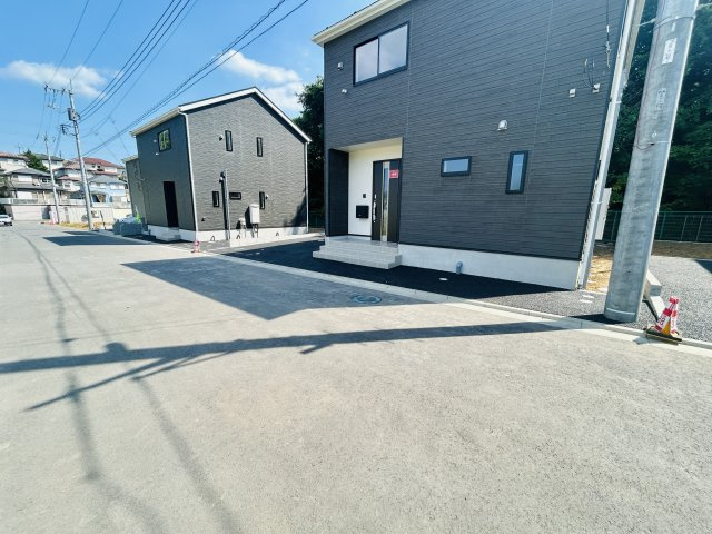 千葉市若葉区千城台西２丁目第５の前面道路含む現地写真