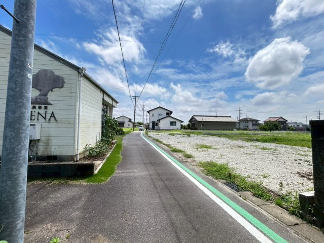 リーブルガーデン　一宮市春明　全4区画分譲の前面道路含む現地写真|「現地（2026年7月7日）撮影」　
■前面道路　
■ヤマダ不動産　株式会社リライフ
