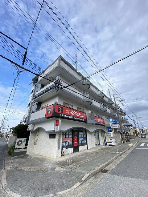 ネクステージ塚口５番館の外観