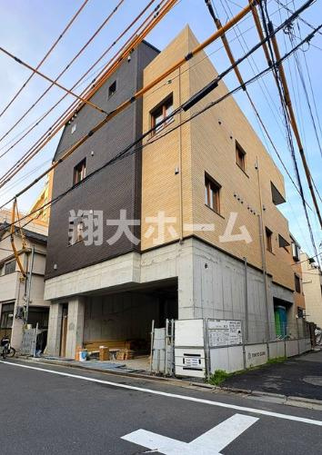 エスカペイド