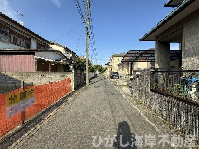 平塚市黒部丘　売地の前面道路含む現地写真|現地外観